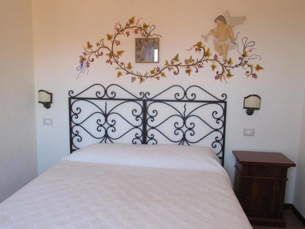 Il Casale Di Caterina Hotel ตาออร์มินา ภายนอก รูปภาพ